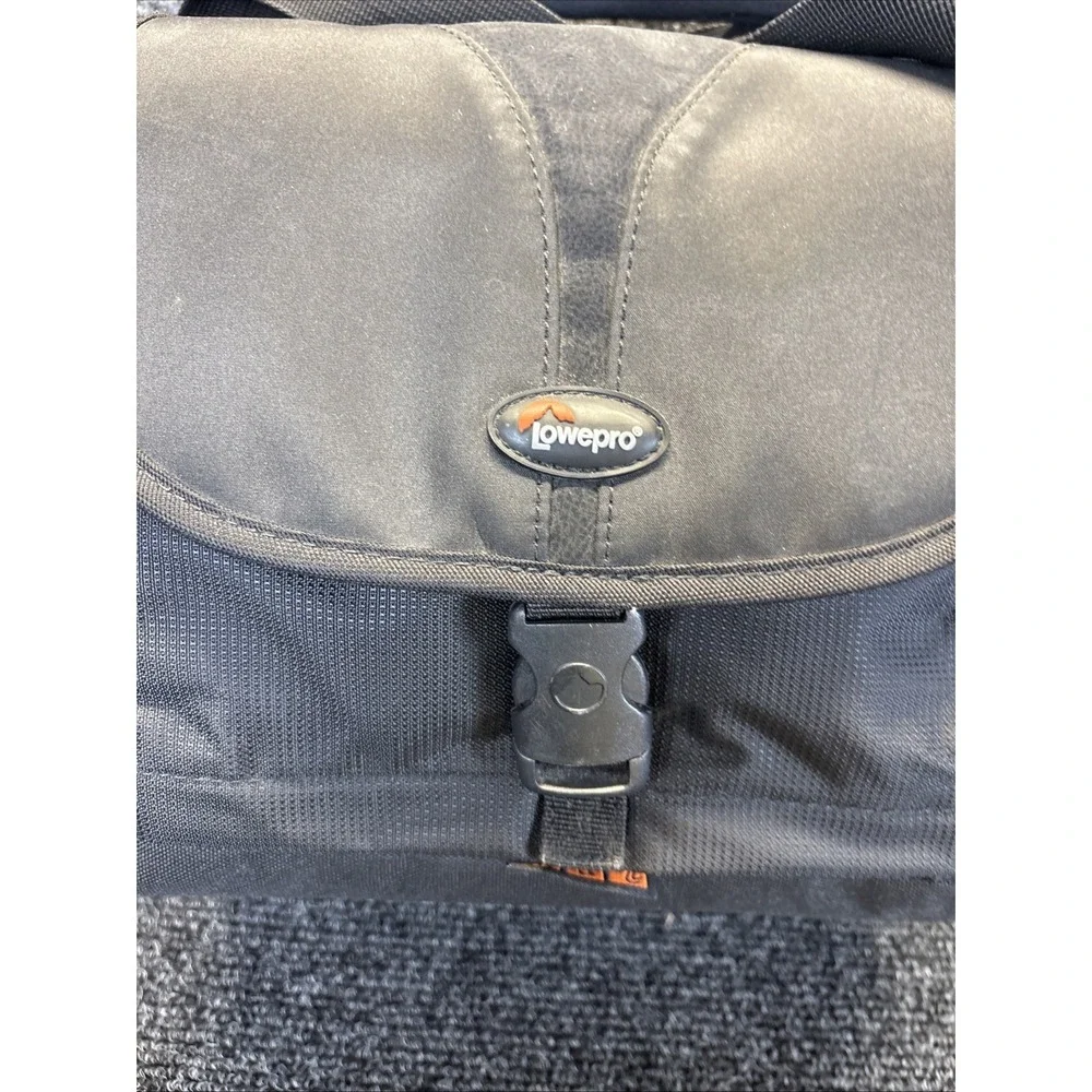 Lowepro Rezo 170 AW Camera‎ SLR Shoulder Bag~All-Weather AW Cover~Black
